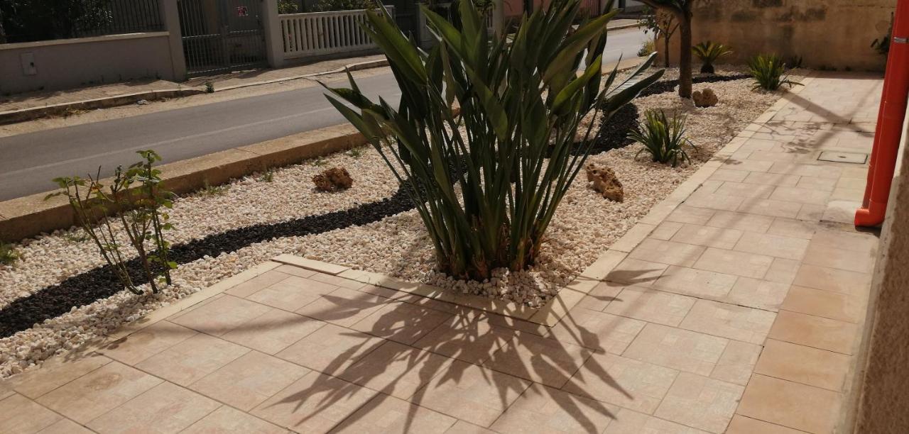 B&B Profumi Di Sicilia Valderice Exterior photo