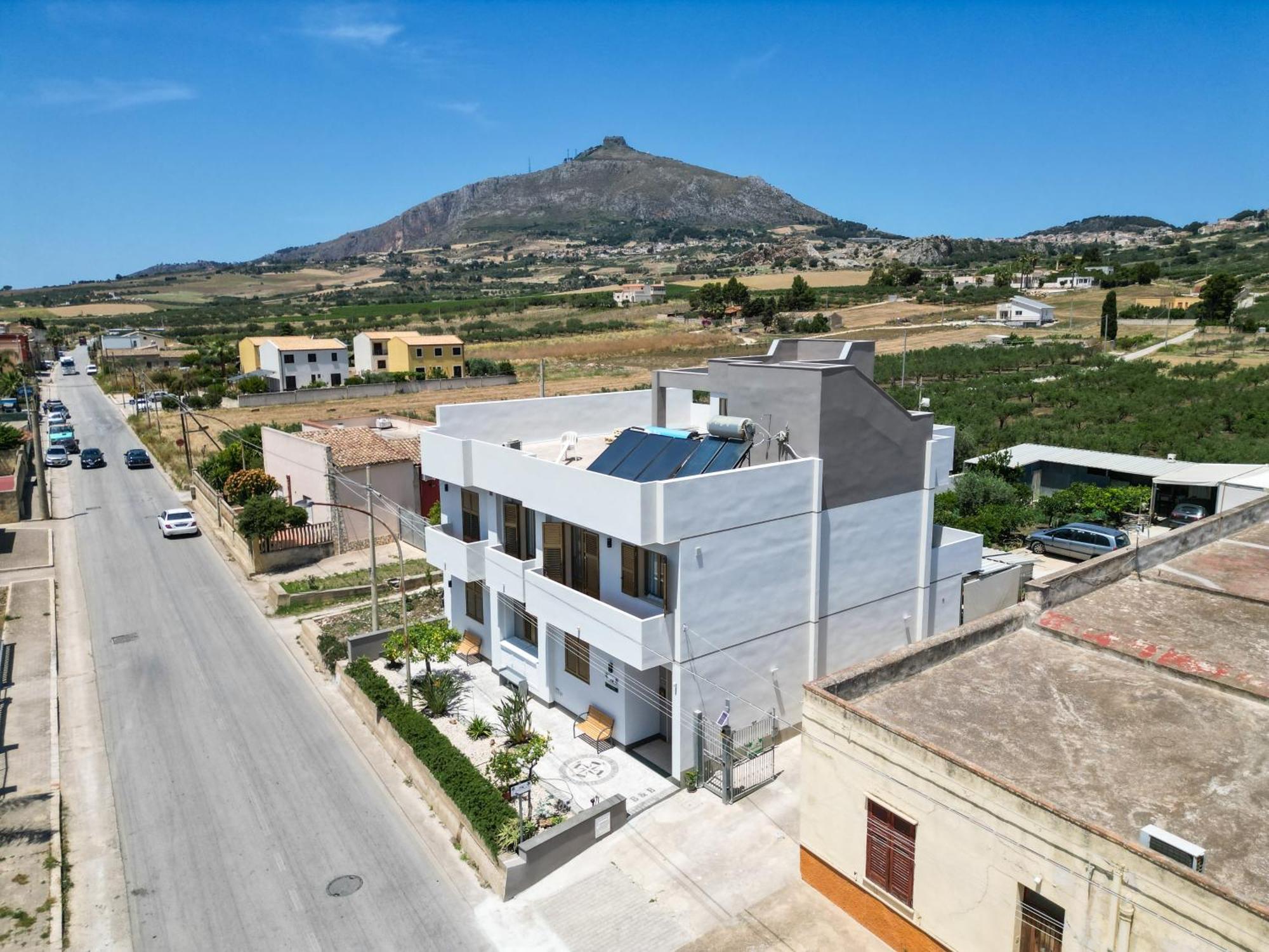 B&B Profumi Di Sicilia Valderice Exterior photo