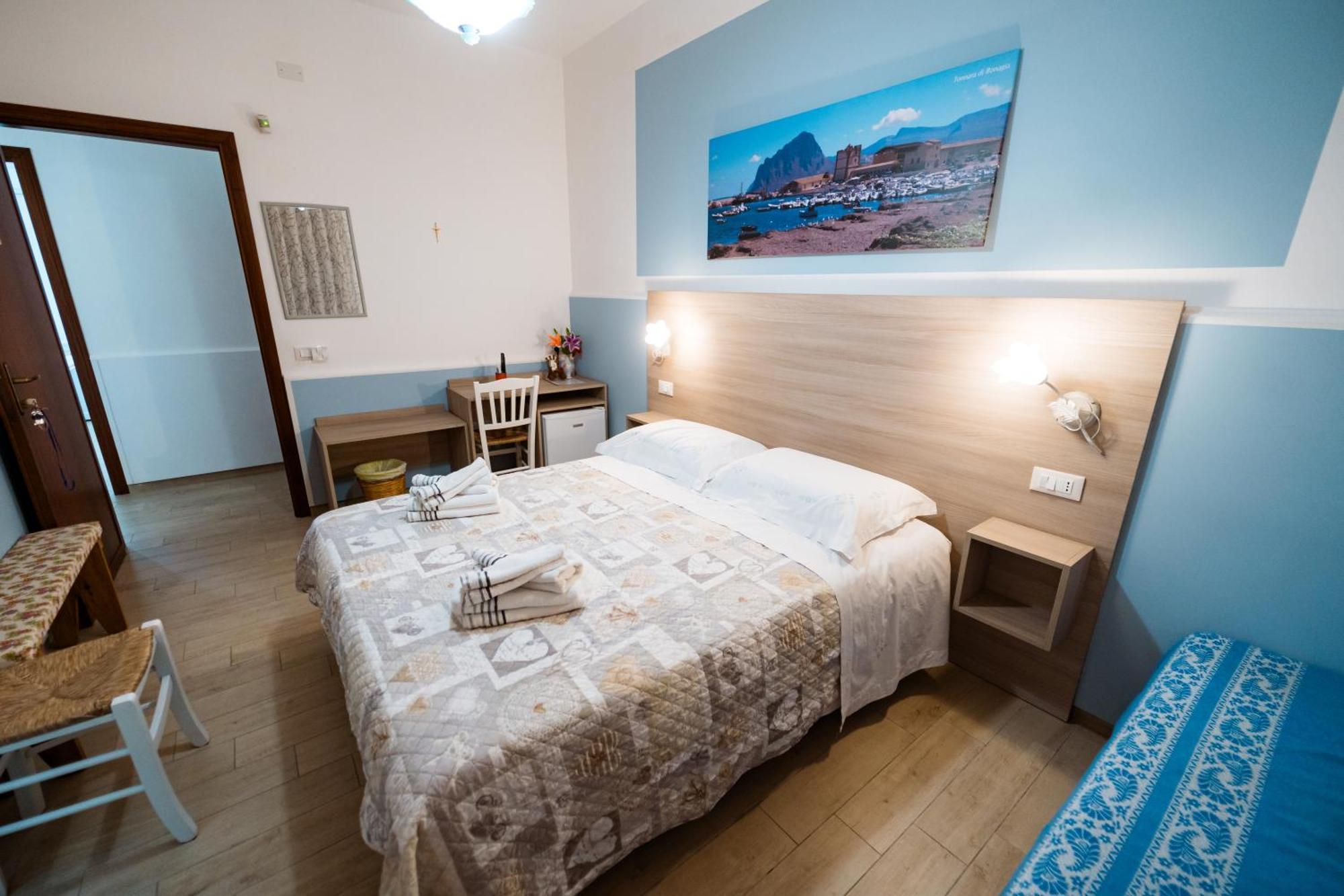B&B Profumi Di Sicilia Valderice Exterior photo